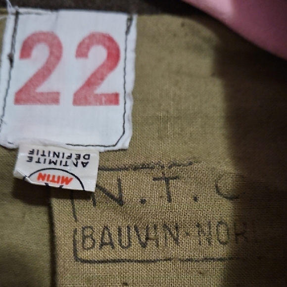 Men's Military Style Jacket - Olive Green  This is a vintage French Army wool - Picture 2 of 9